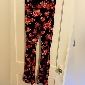 Size Small Rose Bell Bottom Yoga Pants